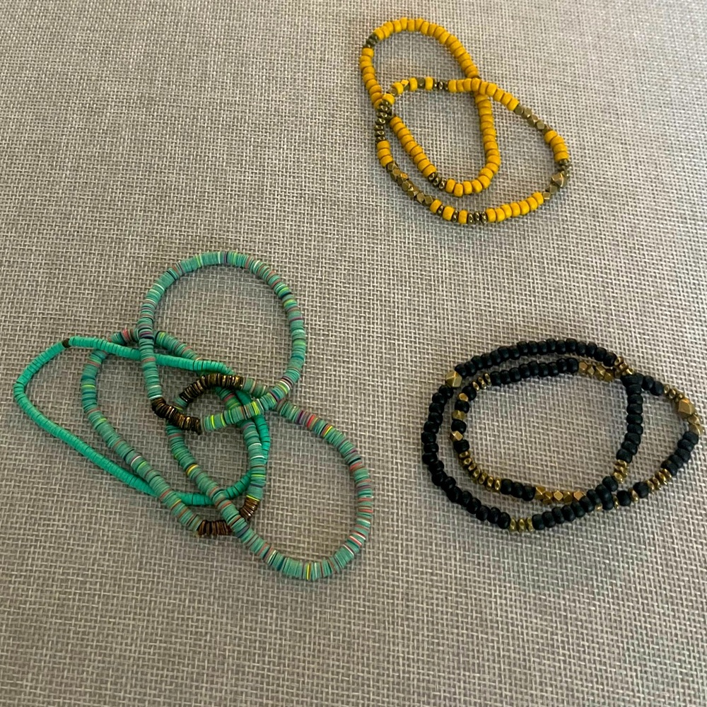 8 Elastic bracelets